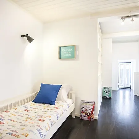 Lovelystay - Castle Hill Lissabon