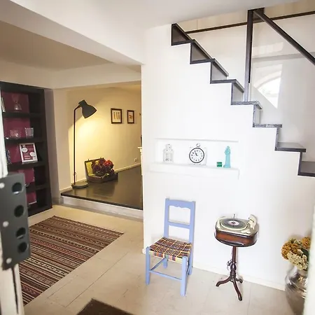 Lovelystay - Castle Hill Apartmán *