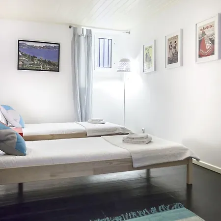 Lovelystay - Castle Hill *